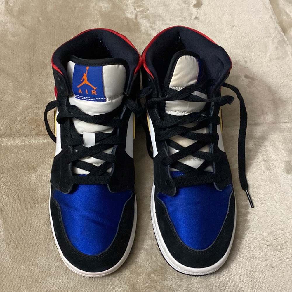 Air jordan mid